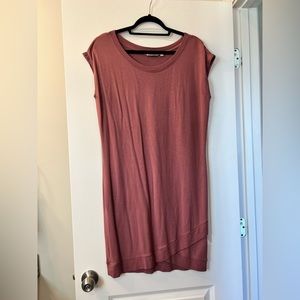 Athleta M sleeveless knit dress